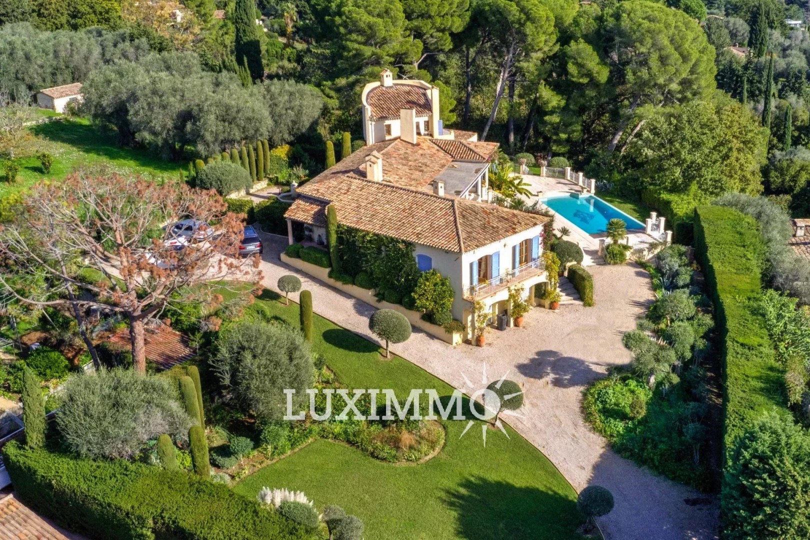 Villa de luxe à vendre dans le quartier Village-Le Val-Cabrieres