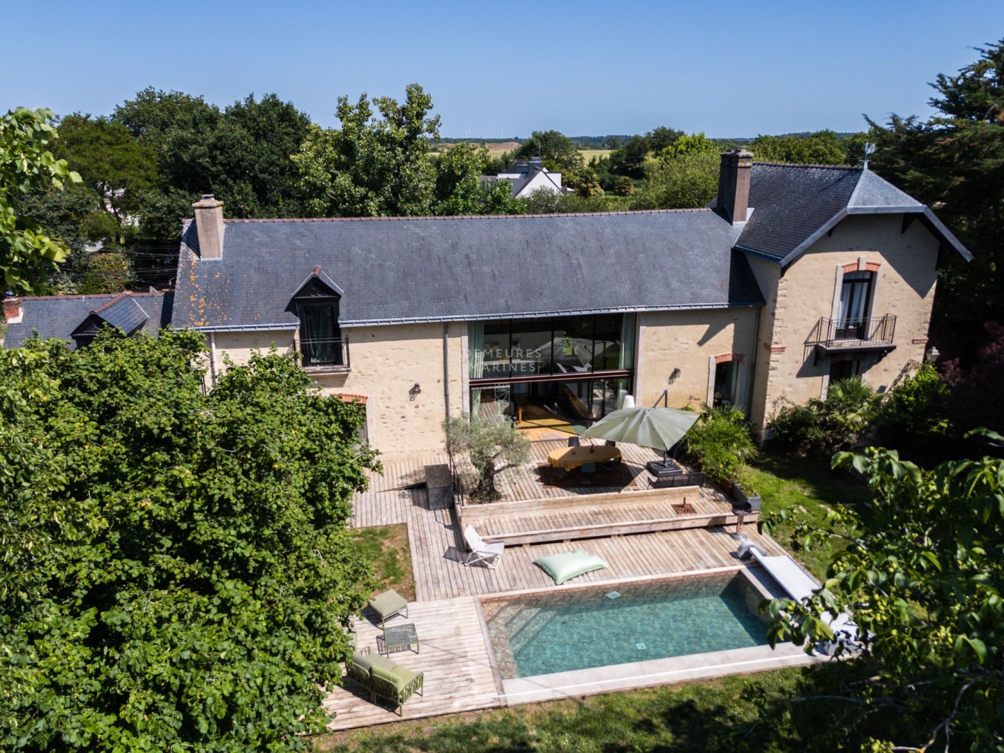 Maison de luxe à vendre à Theix
