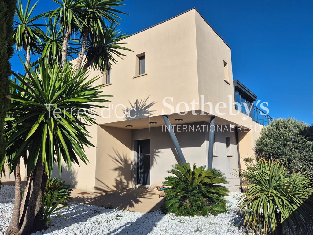 Maison de luxe à vendre à Narbonne