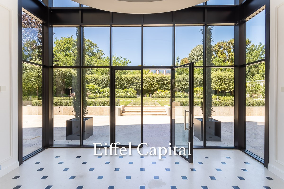 Annonce : vente maison de luxe Paris 7ème - 5 chambres - 12 pièces