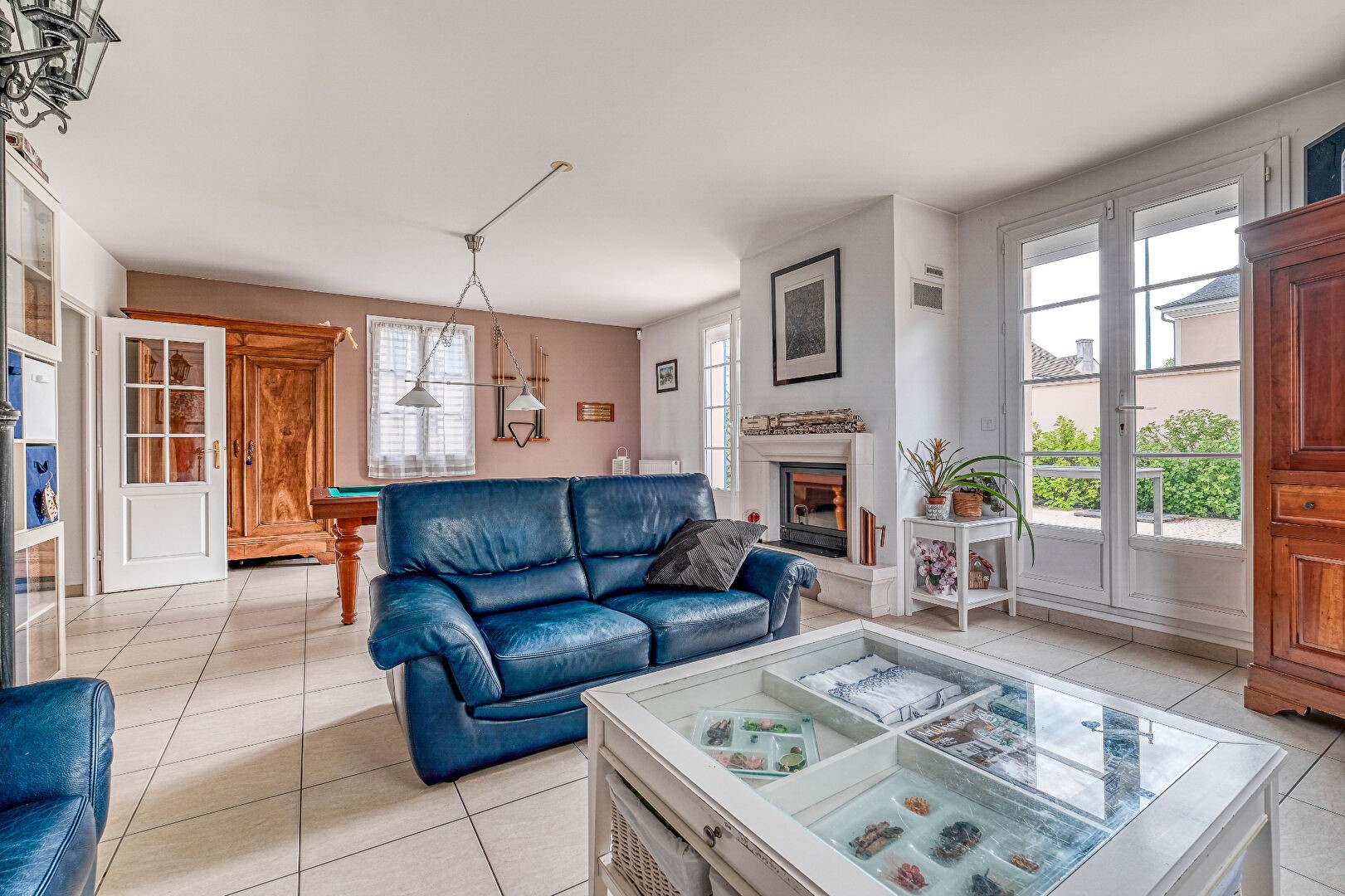 luxe huis te koop in Bailly-Romainvilliers
