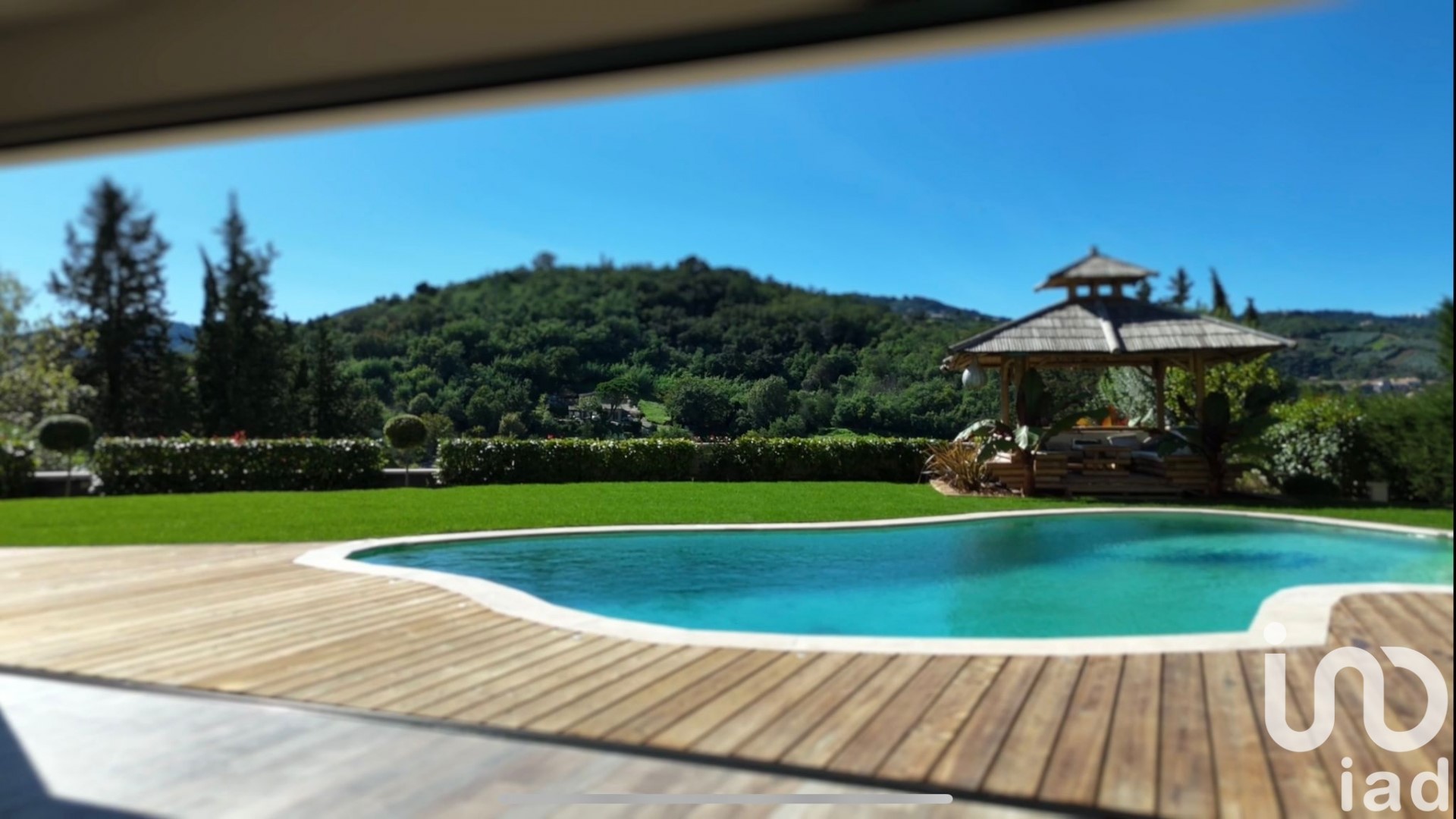 Architect house for sale in Auribeau-sur-Siagne
