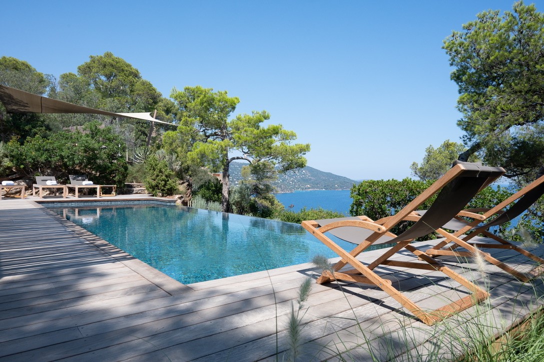 Luxury villa for rent in the district Les Calanques