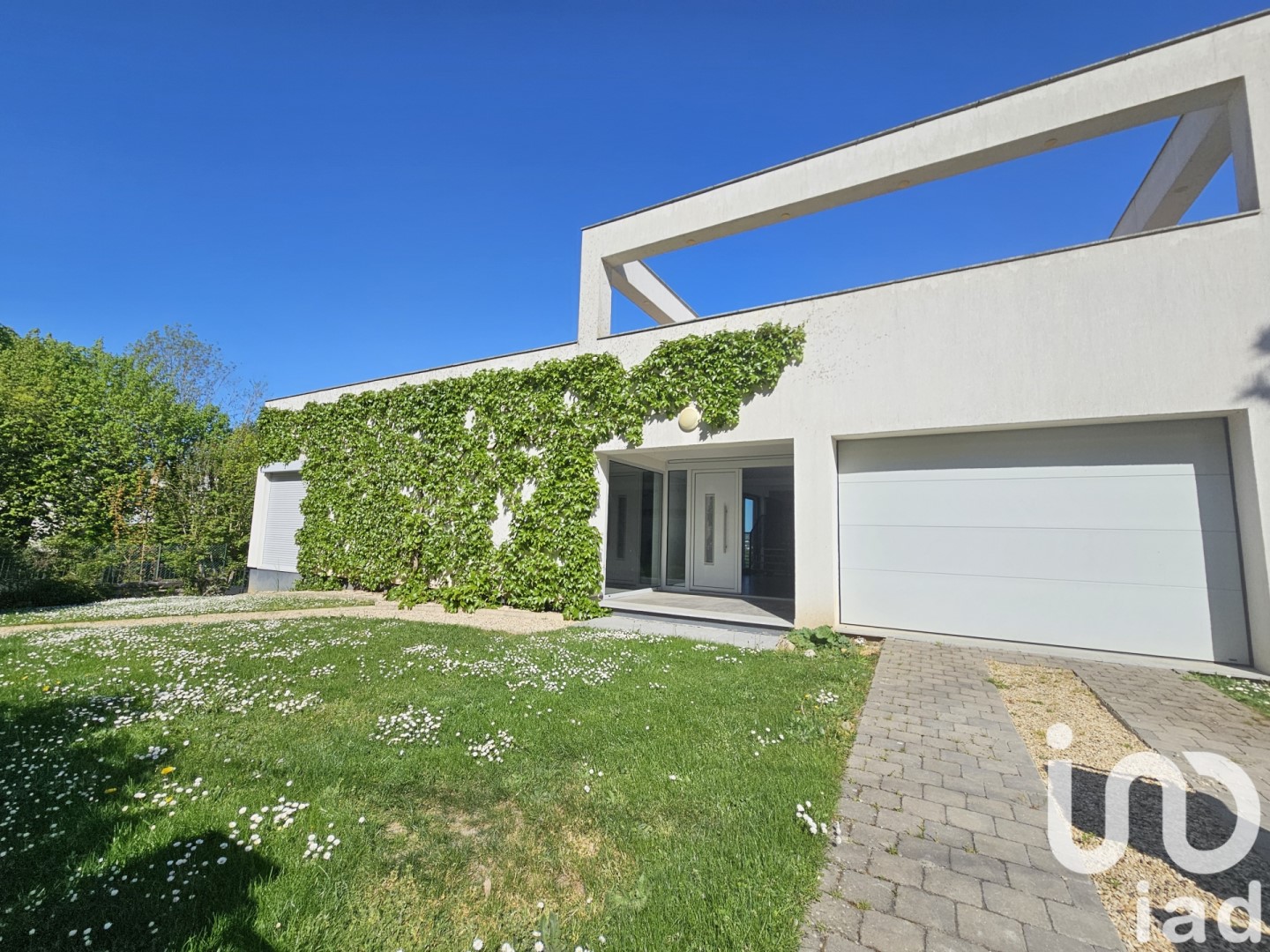 Maison d'architecte à vendre dans le quartier Bord de Seine