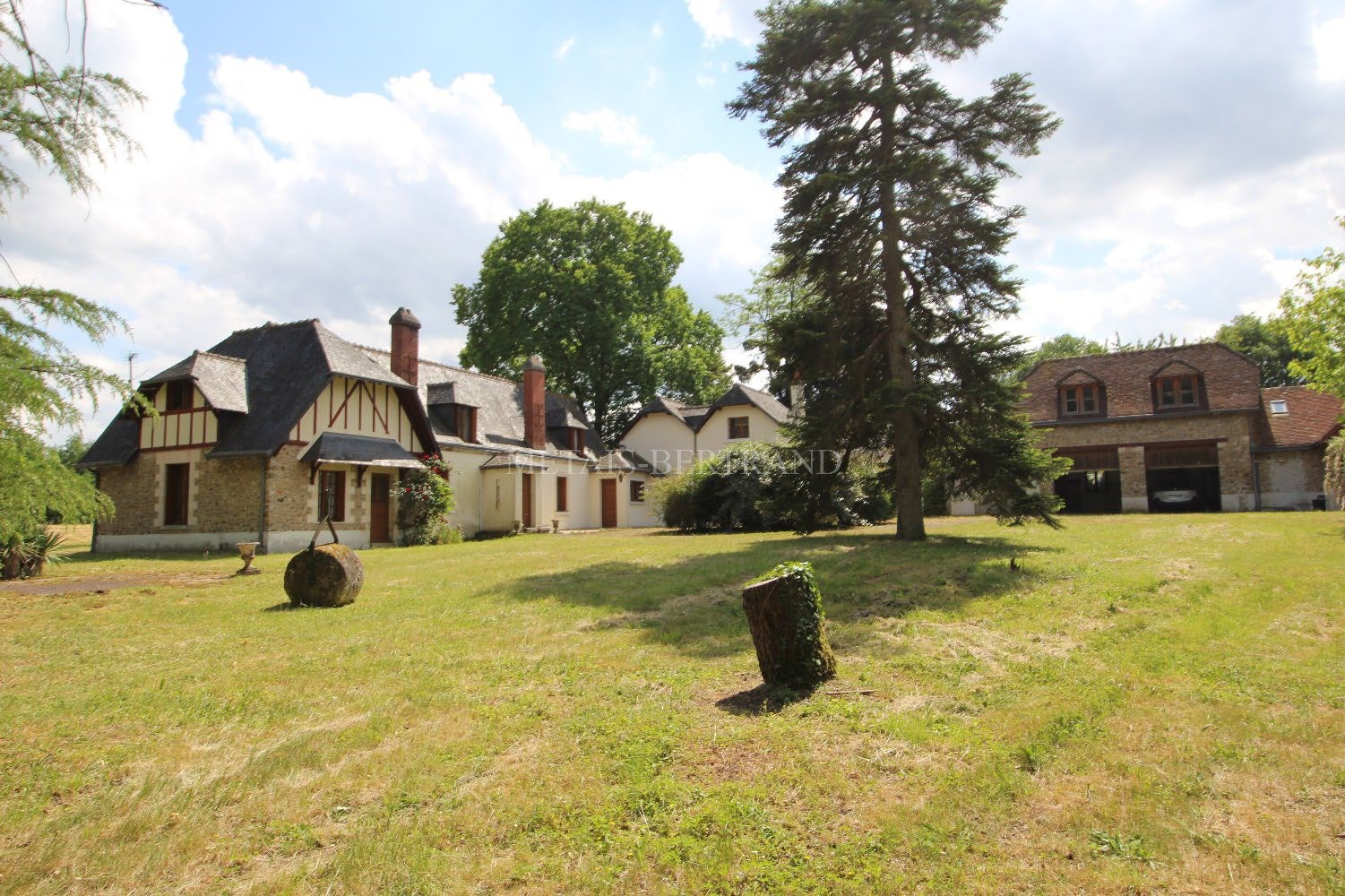 property for sale in Langeais