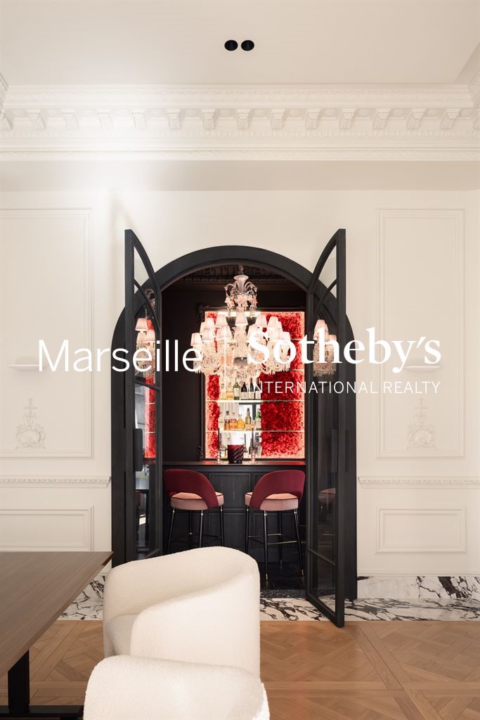 Luxe appartement te huur in Périer
