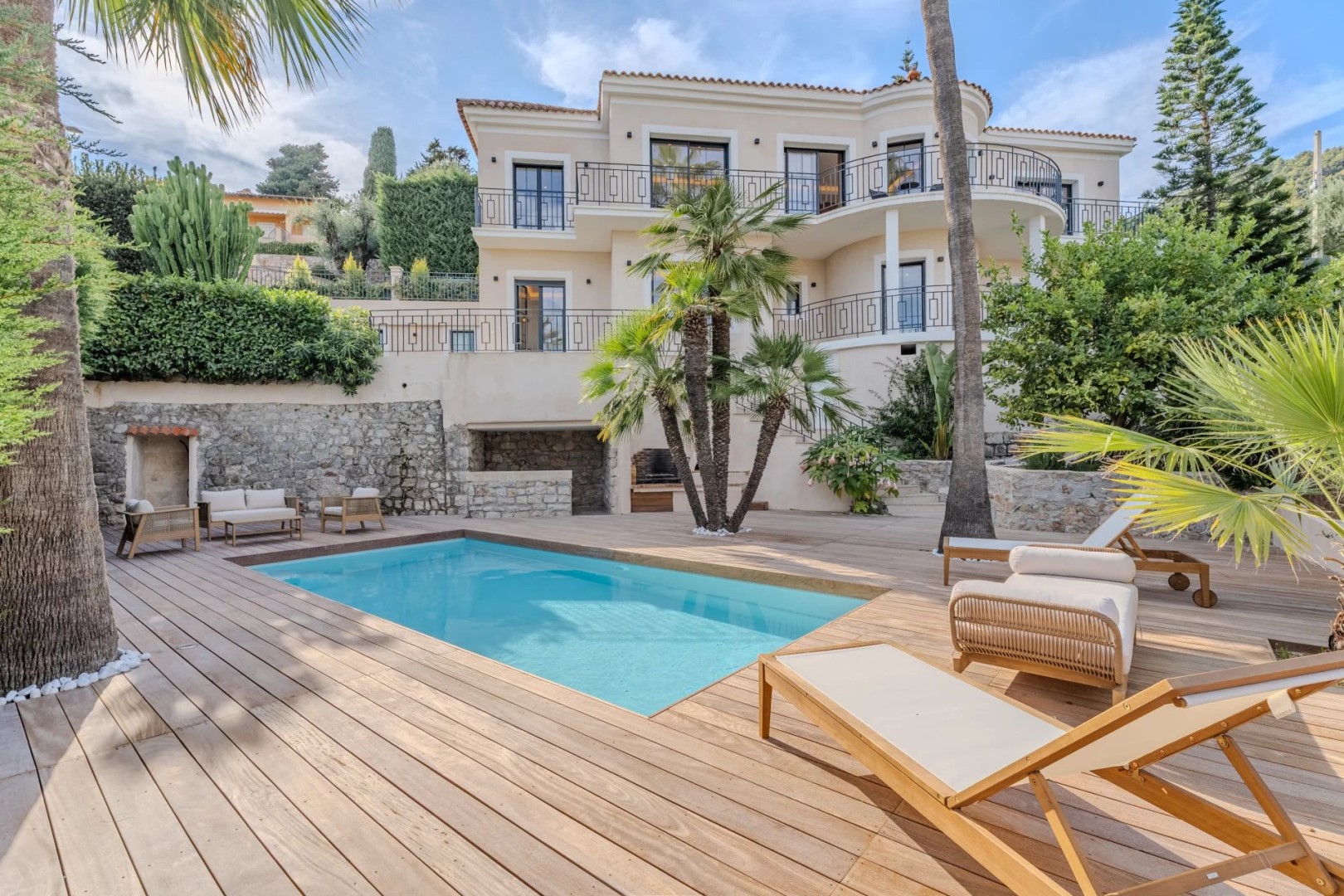 Villa de luxe à vendre dans le quartier Cap Martin