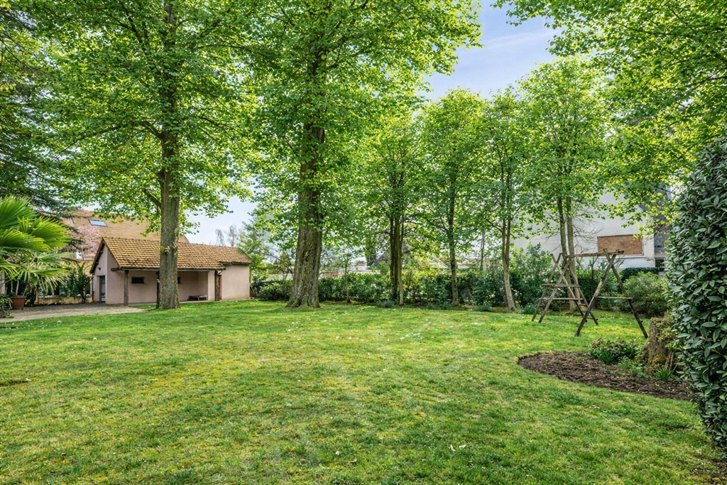 Villa de luxe à vendre dans le quartier Plateau de Cazes