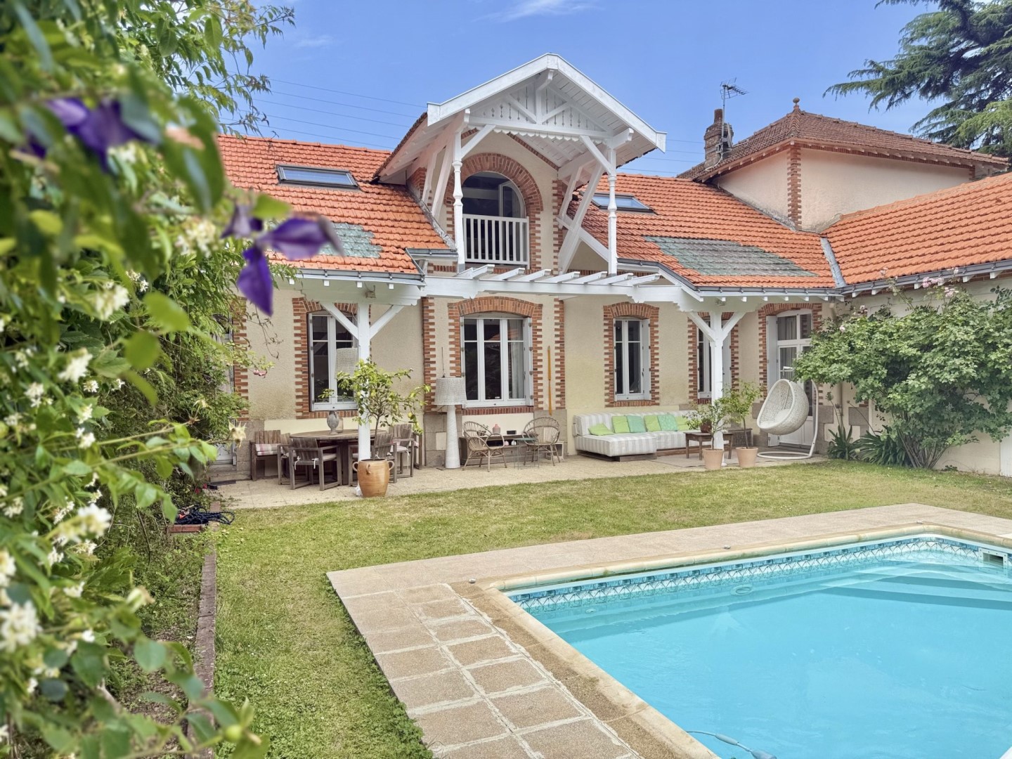 Luxury house for sale in the district Saint-Jacques