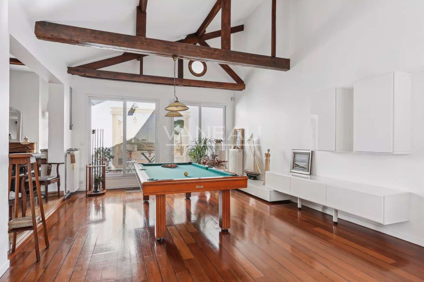 Loft à vendre dans le quartier Reine-Mairie