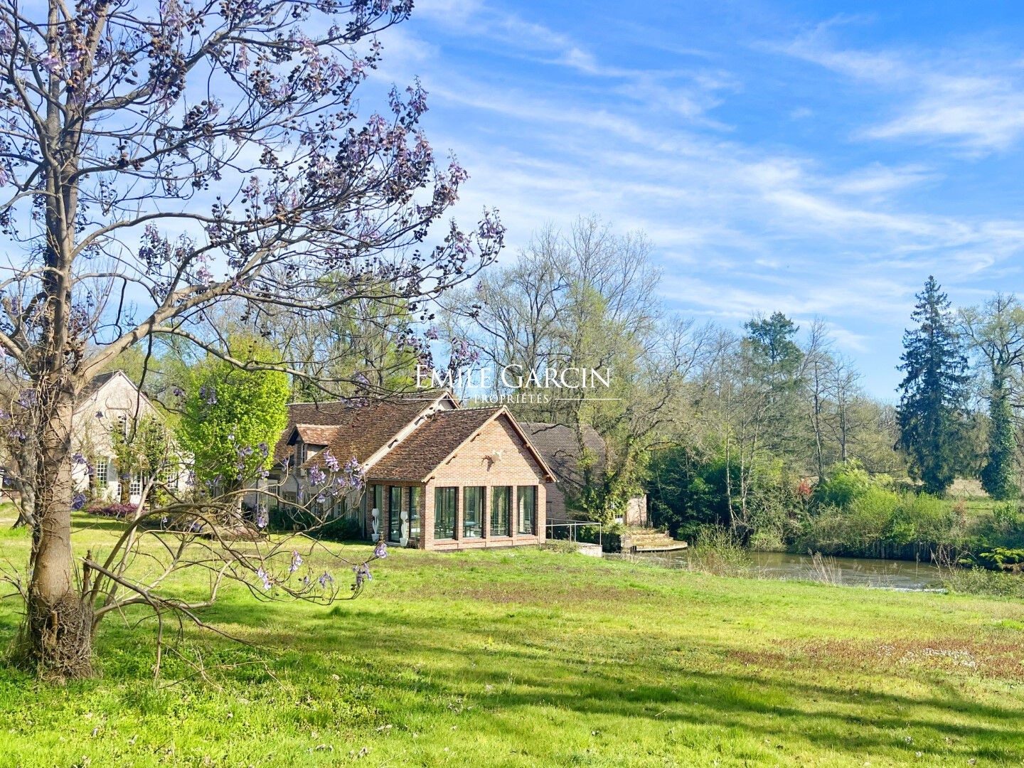 luxe huis te koop in Nouan-le-Fuzelier