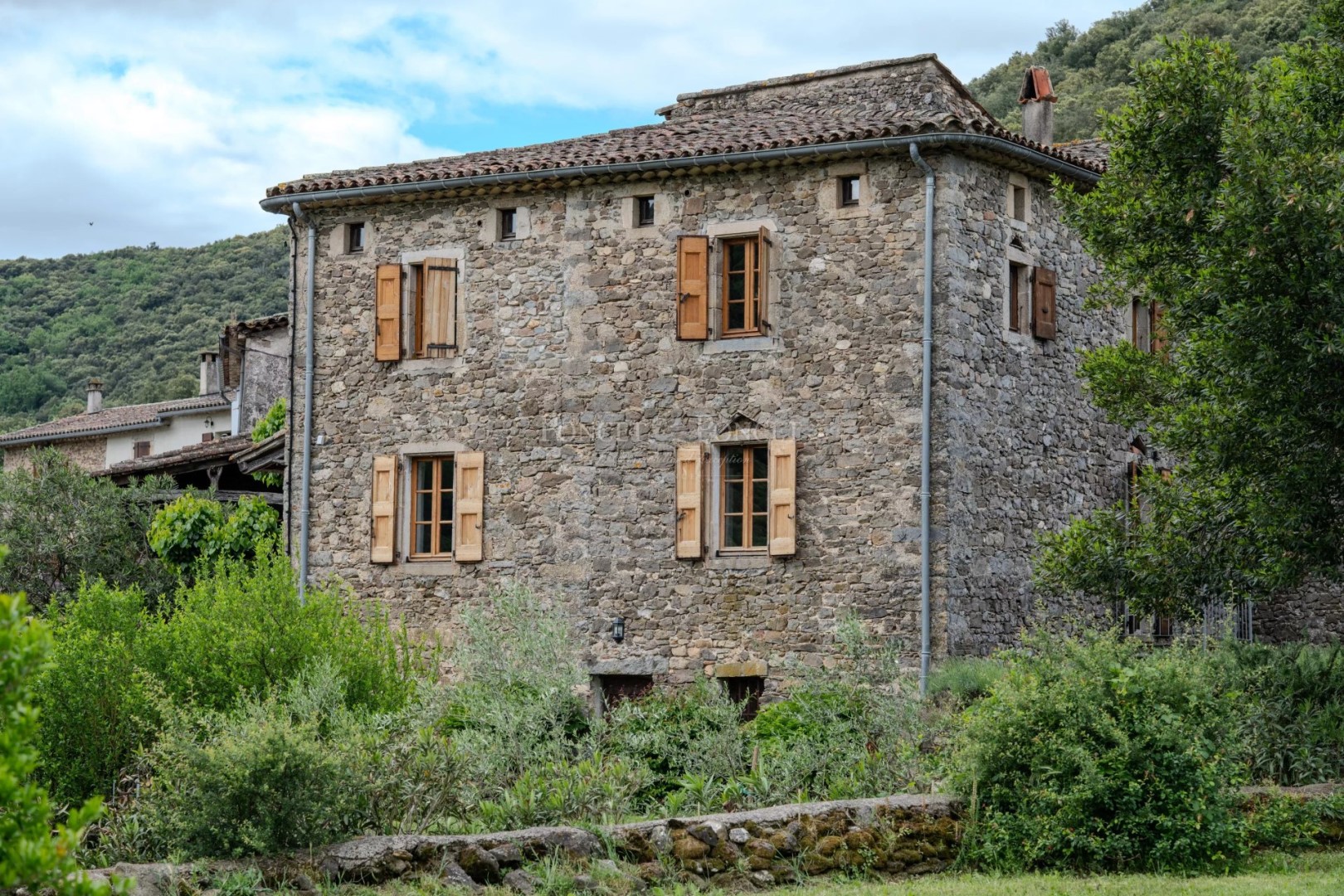 Maison de luxe à vendre à Mialet