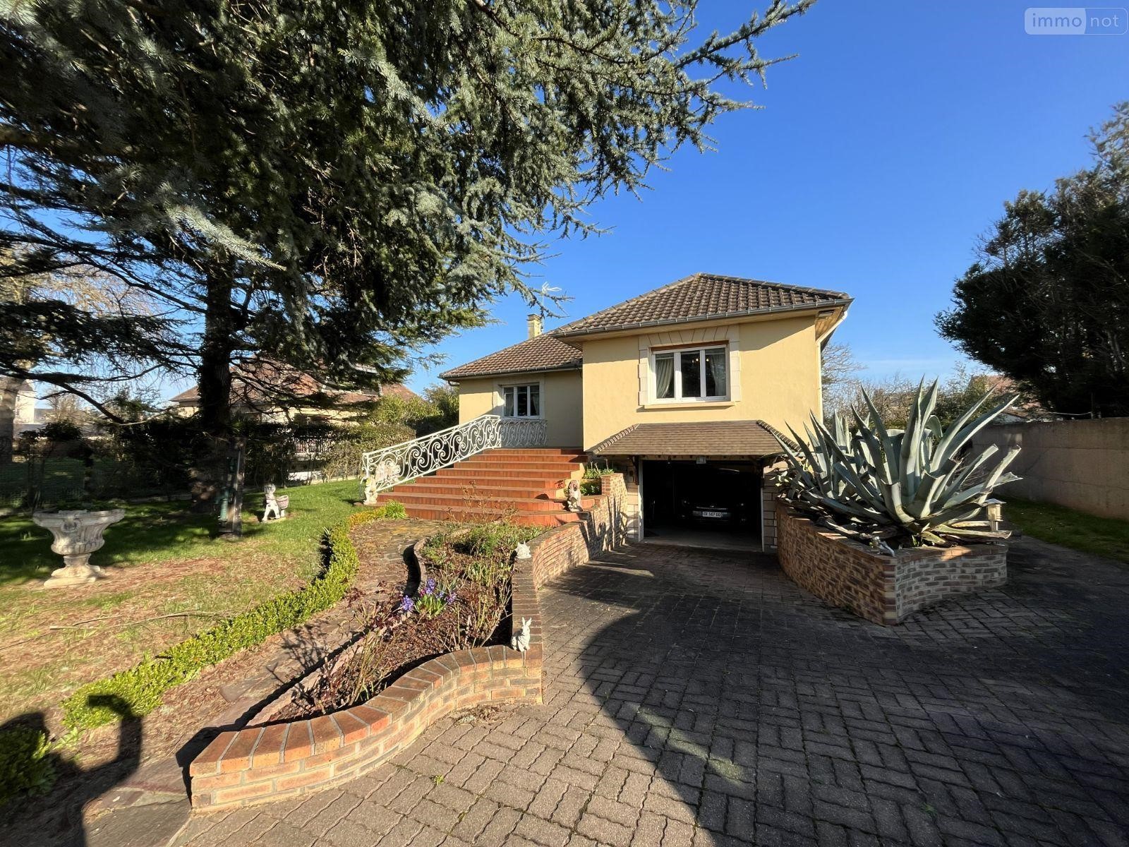 Luxury house for sale in Luc-sur-Mer