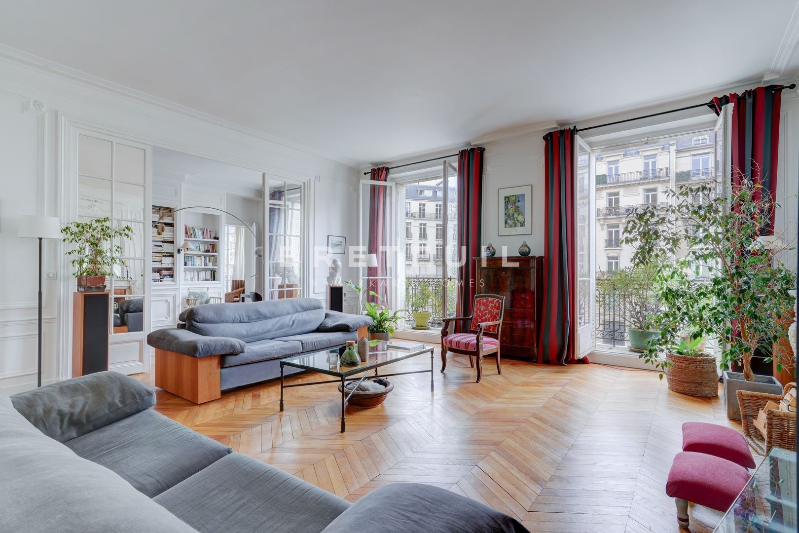 Luxury apartments / penthouses for sale in Paris 16ème