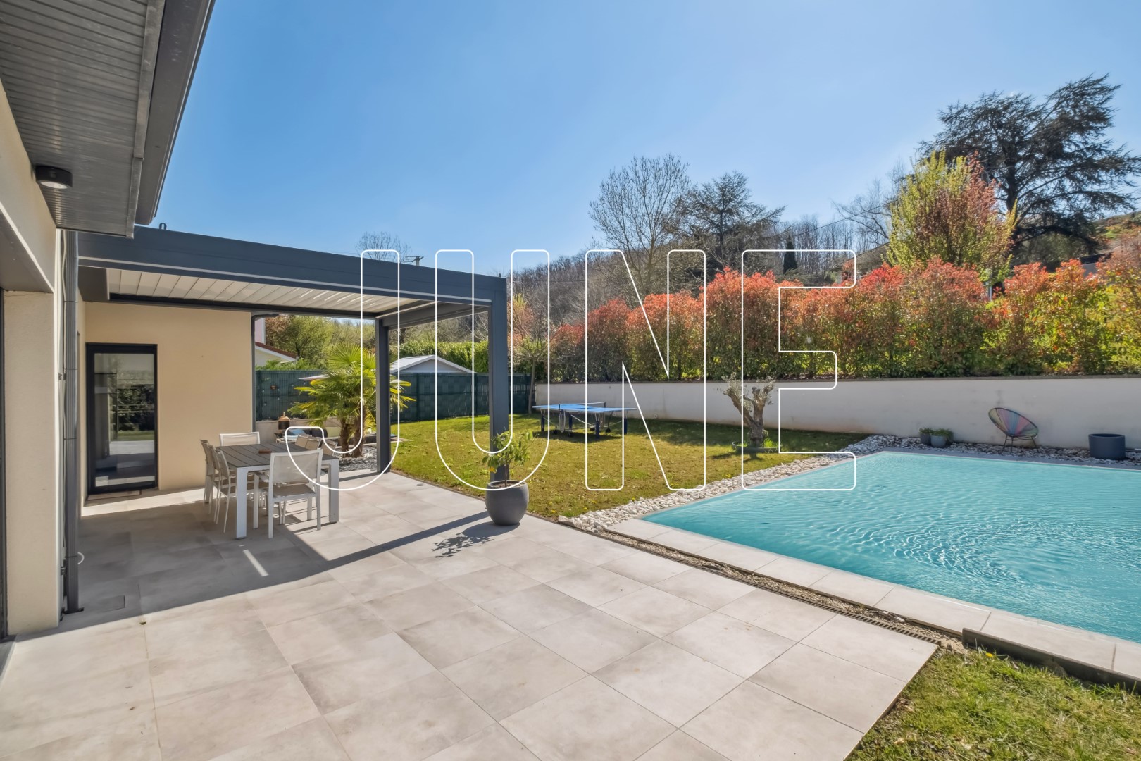 Maison de luxe à vendre à Chaponnay