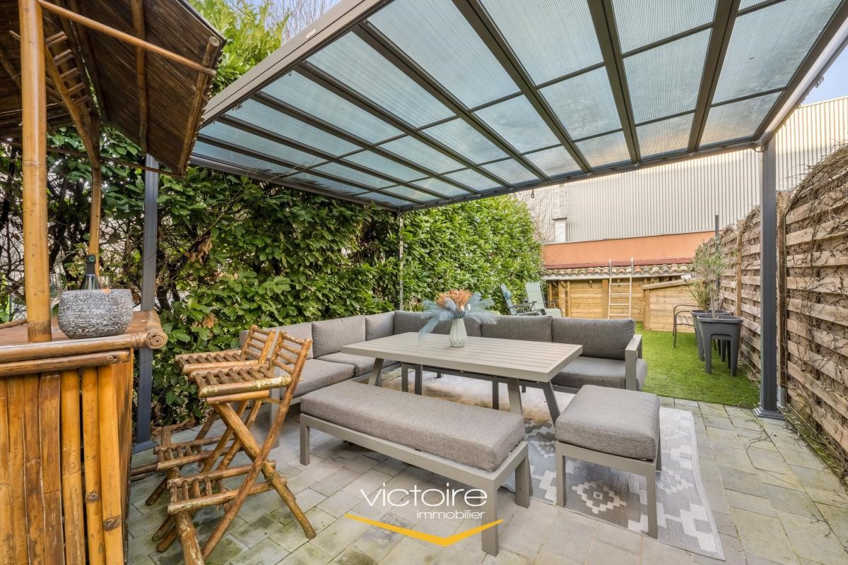 luxury duplex for sale in the district Montchat