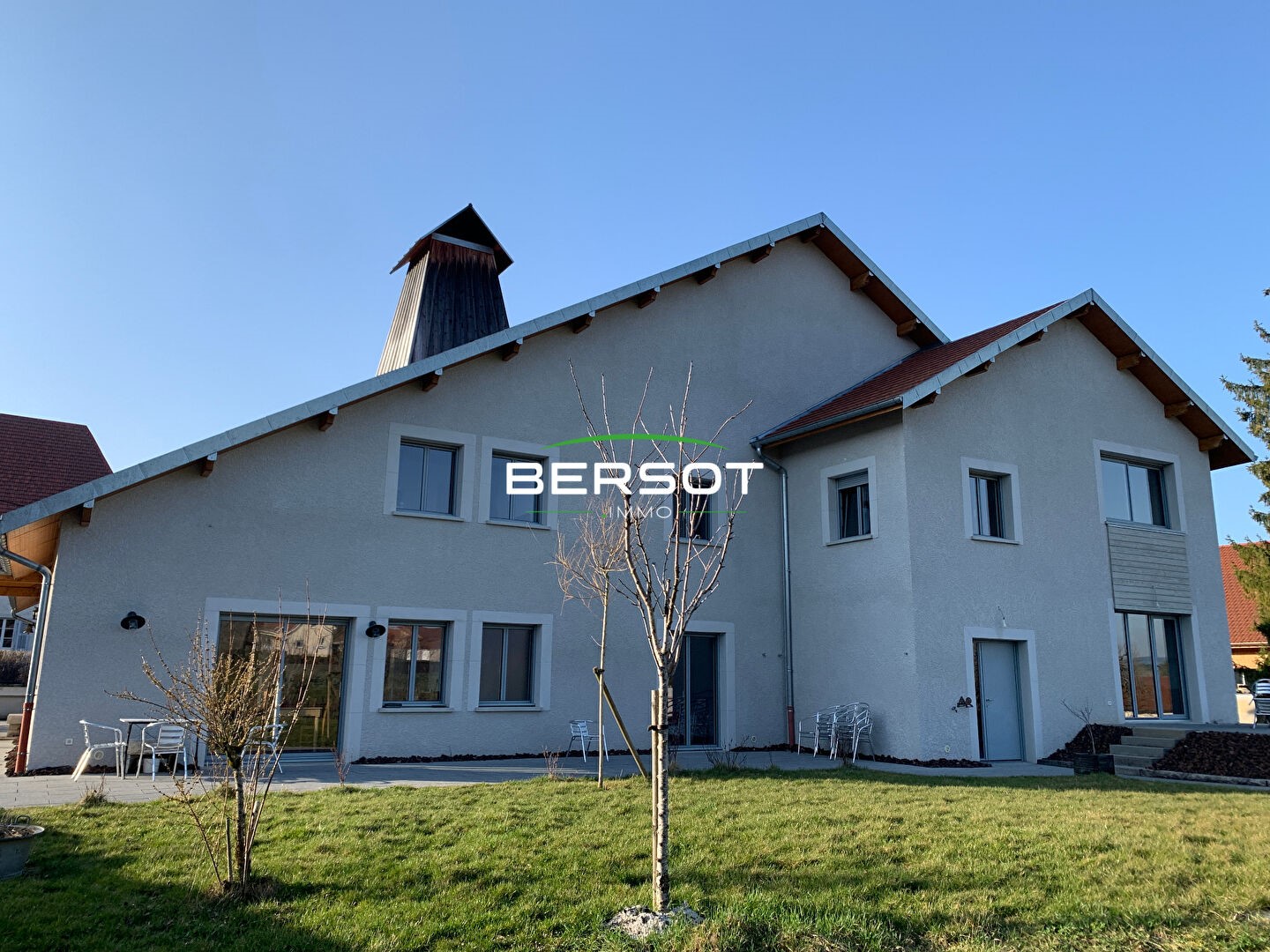 Luxury house for sale in Valdahon