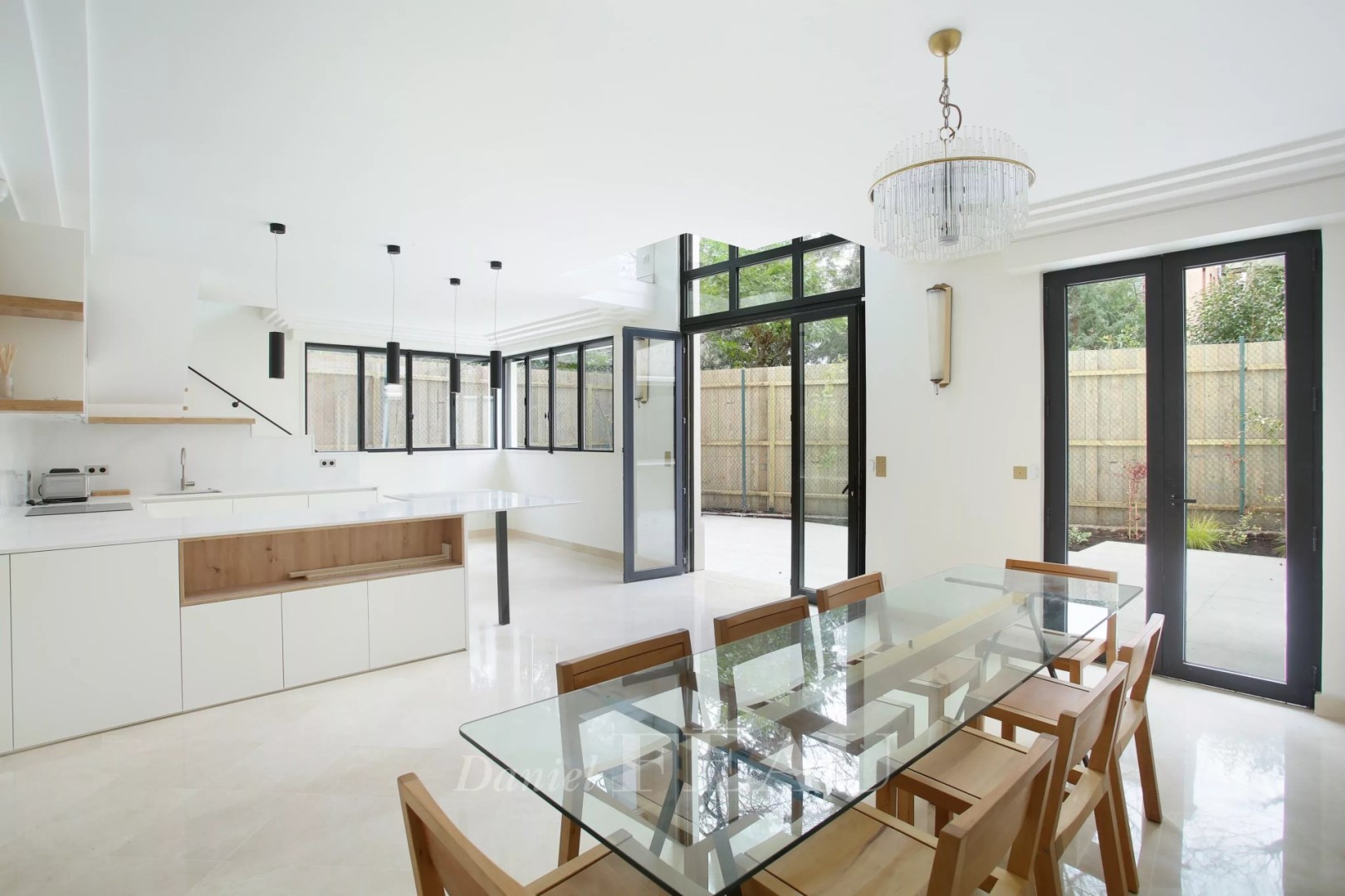 luxe huis te huur in Ile de la Jatte-Parc d'Orléans