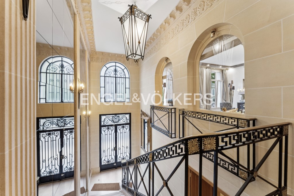 Hôtel particulier à vendre à Neuilly-sur-Seine