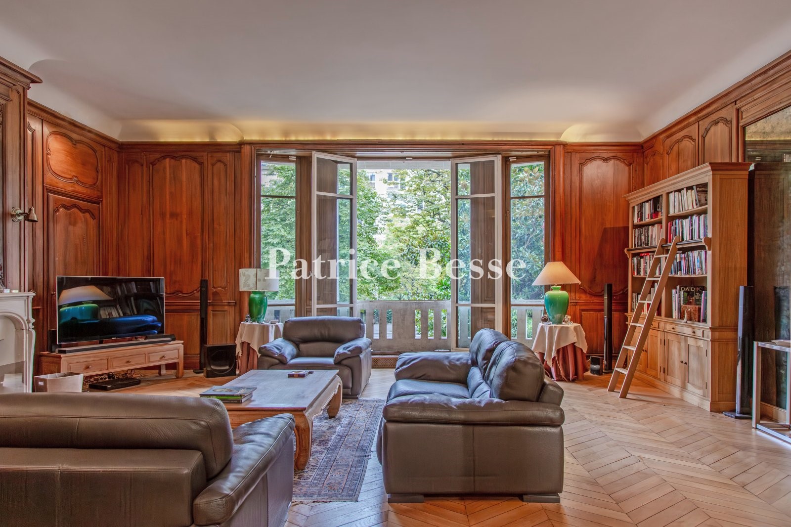 Luxury apartment for sale in the district Porte Dauphine