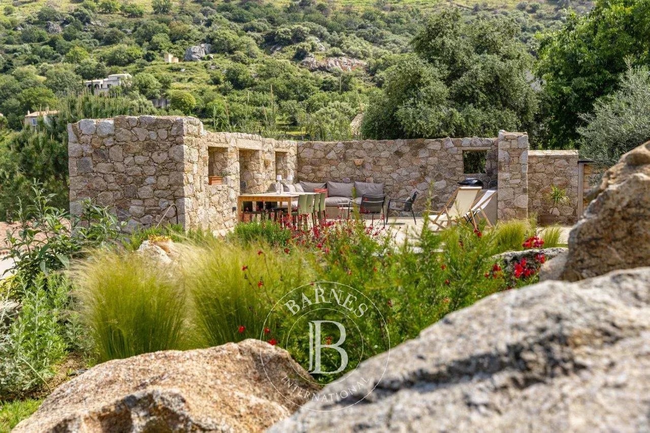 Luxus-villa in saisonaler Vermietung Pigna