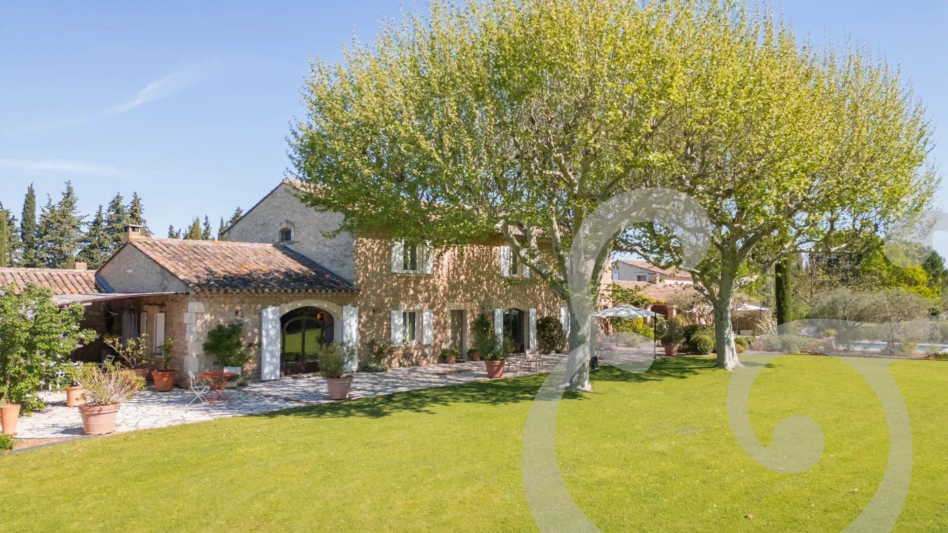 Maison de luxe à vendre à Cheval-Blanc