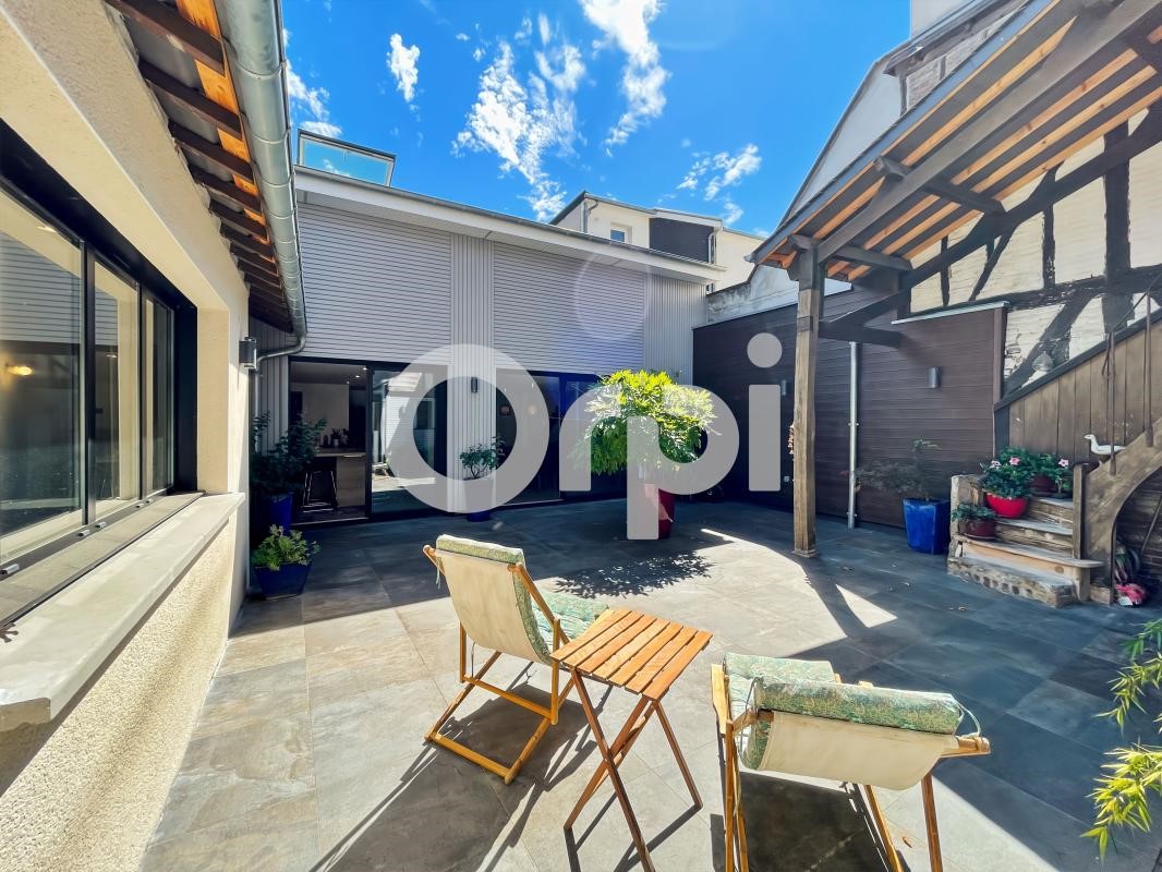 propriété à vendre dans le quartier Centre Ville-Cathédrale