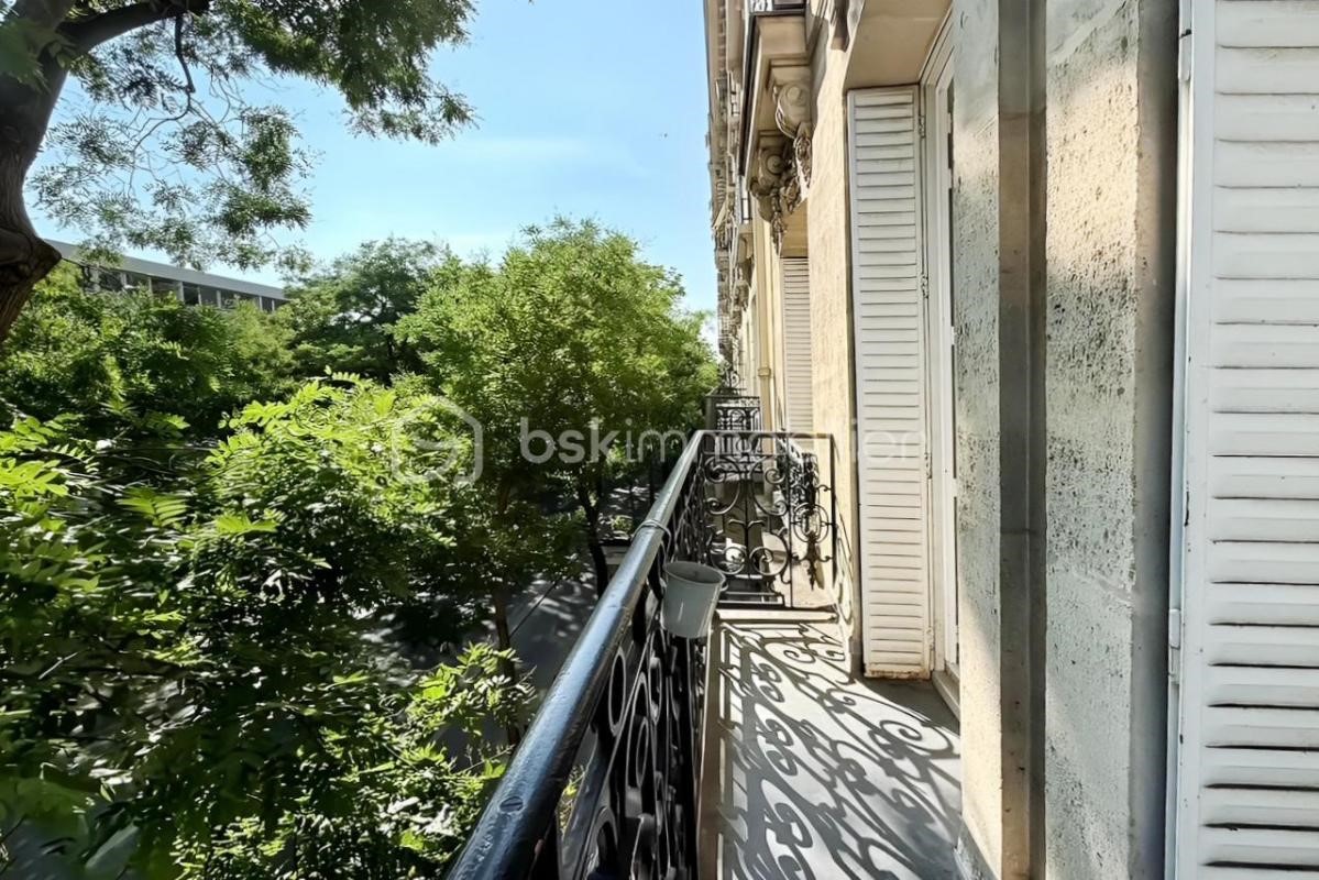 Luxe appartement te koop in Pernety