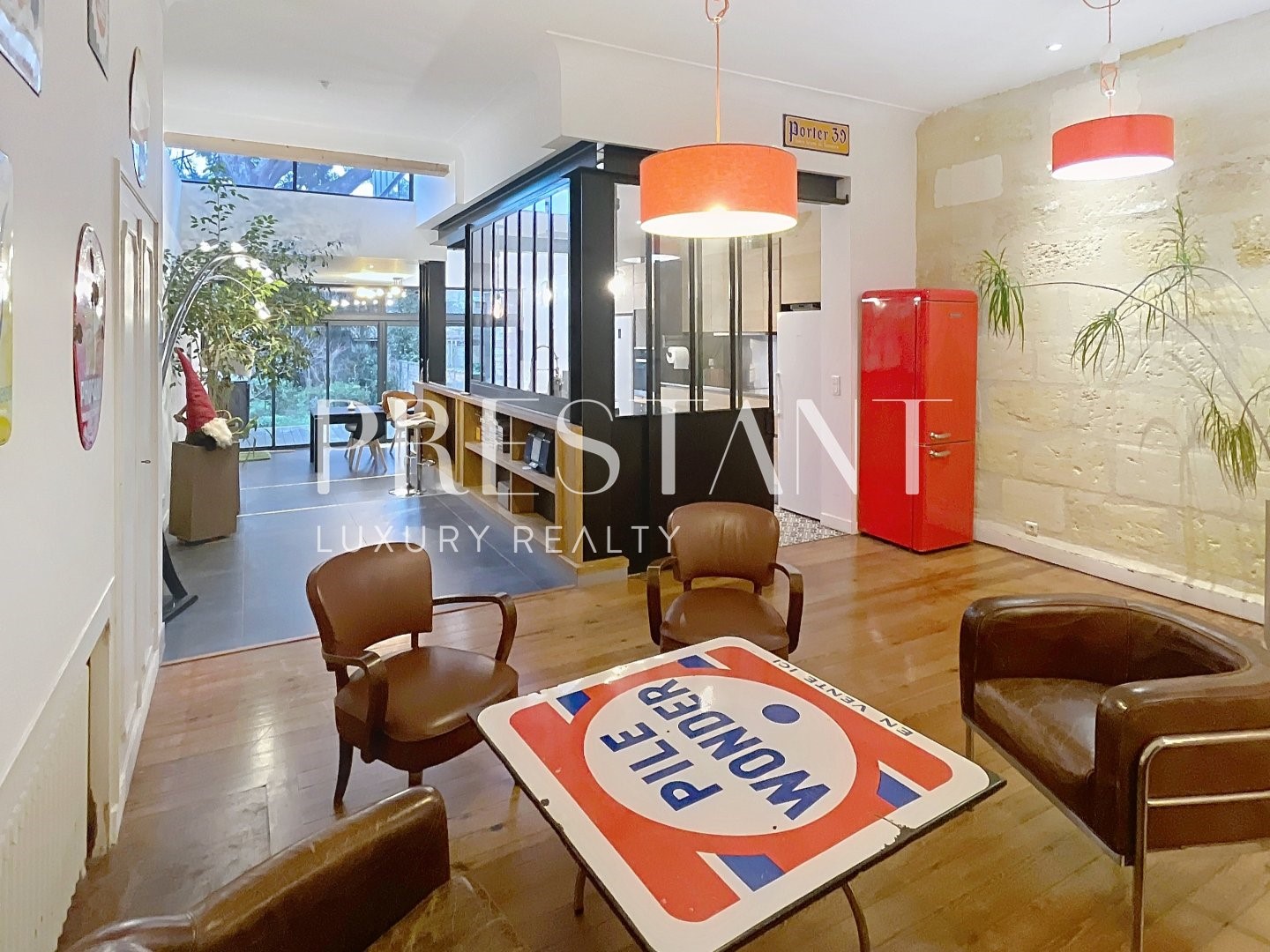 Maison de luxe à vendre dans le quartier Capucins-Saint Michel-Nansouty-Saint Genès