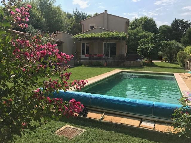 Maison De Vacances A L Isle Sur La Sorgue En Provence Alpes Cote D Azur Pour 9 Pers 100m Amivac Com