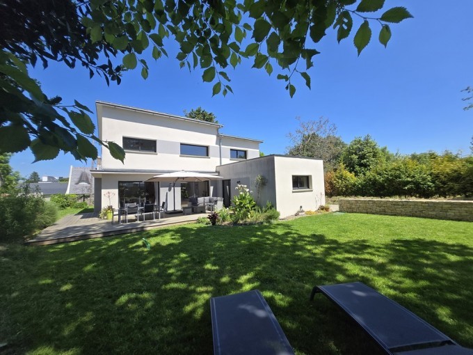 Maison de luxe à vendre à Combrit