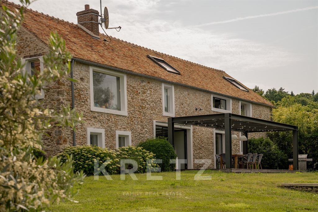 Maison de luxe à vendre à Bazoches-sur-Guyonne