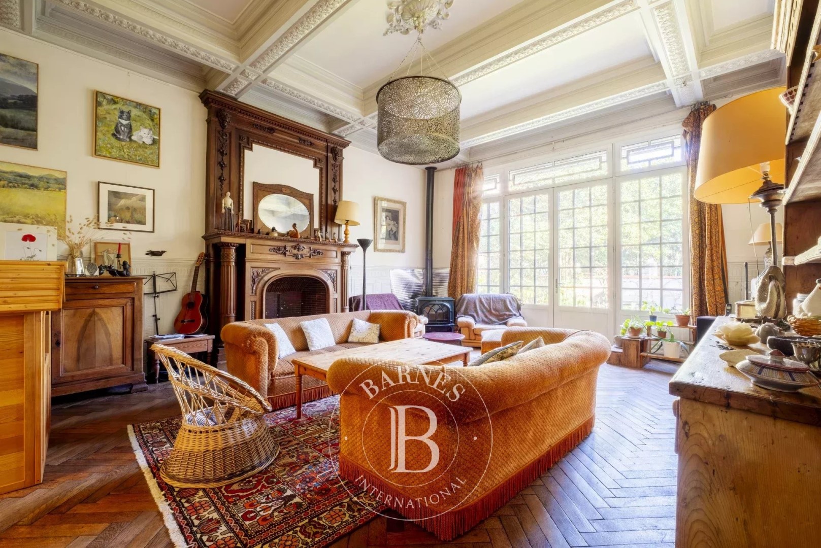 luxe huis te koop in Hôtel de Ville-Quinconce-Saint Seurin-Fondaudège