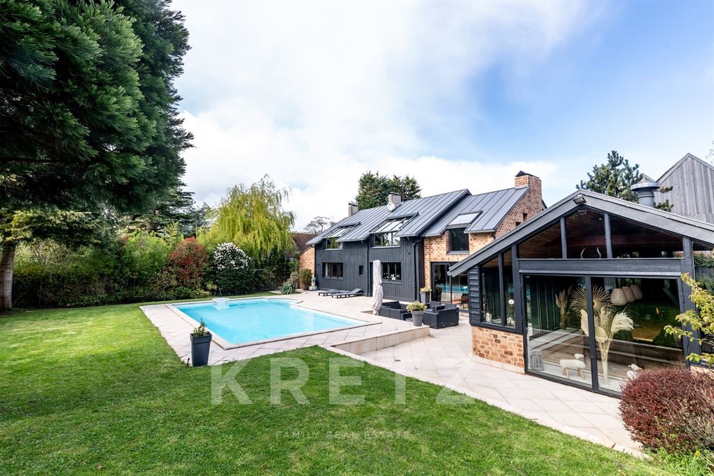 Maison de luxe à vendre dans le quartier Le Parc et la Tuilerie