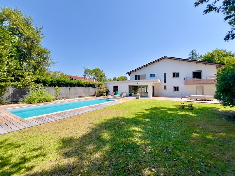 Maison contemporaine à vendre dans le quartier Hastignan