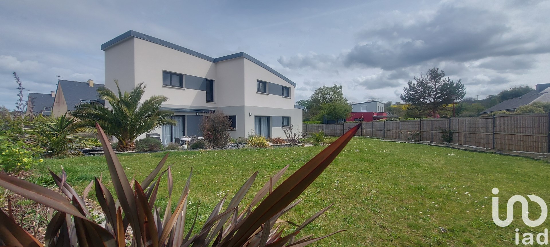 Maison d'architecte à vendre à Planguenoual