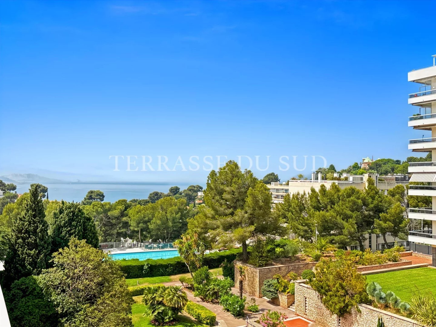 Luxury apartment for sale in Marseille 8ème