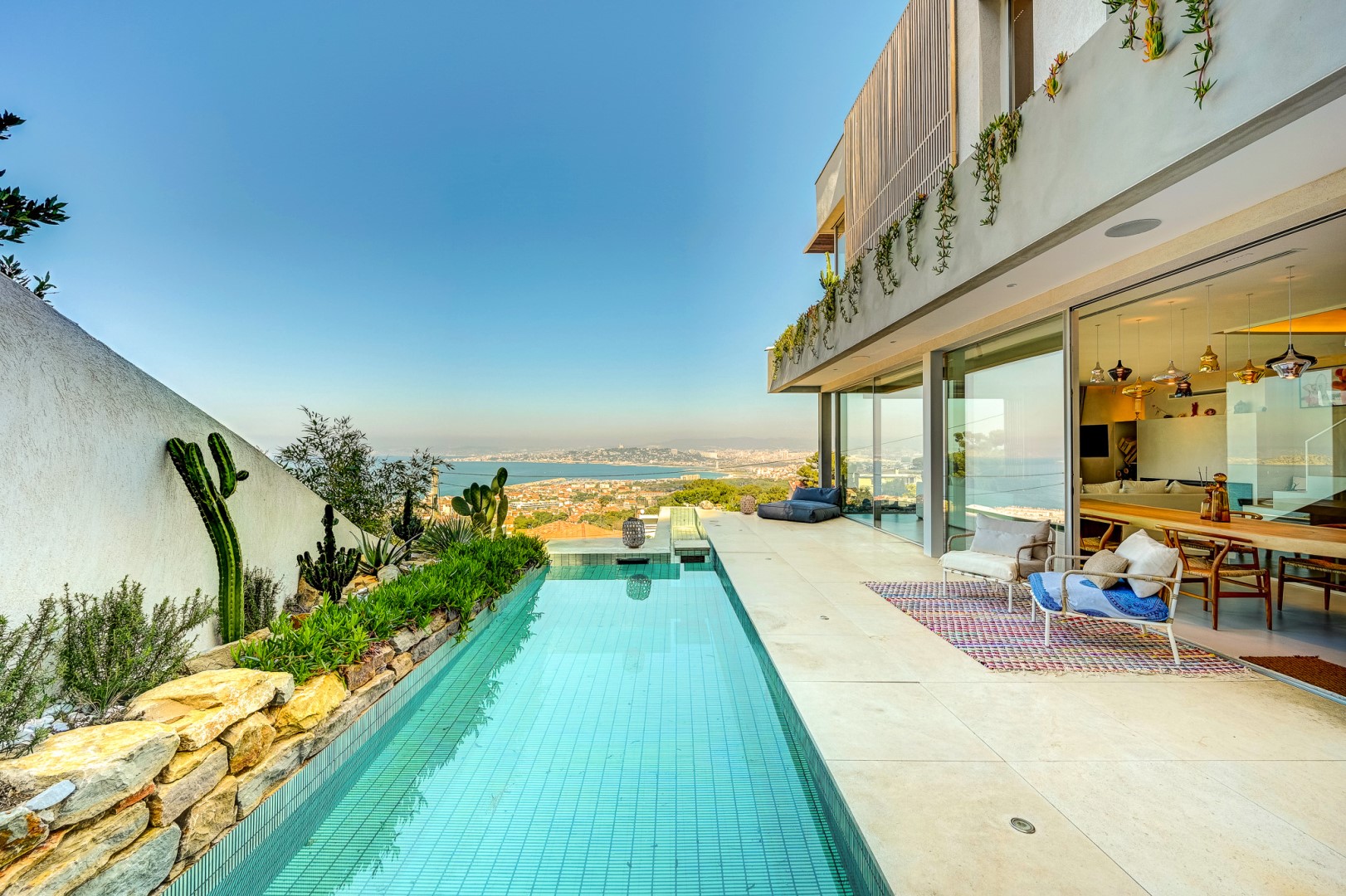 Luxury villa to rent in Marseille 8ème