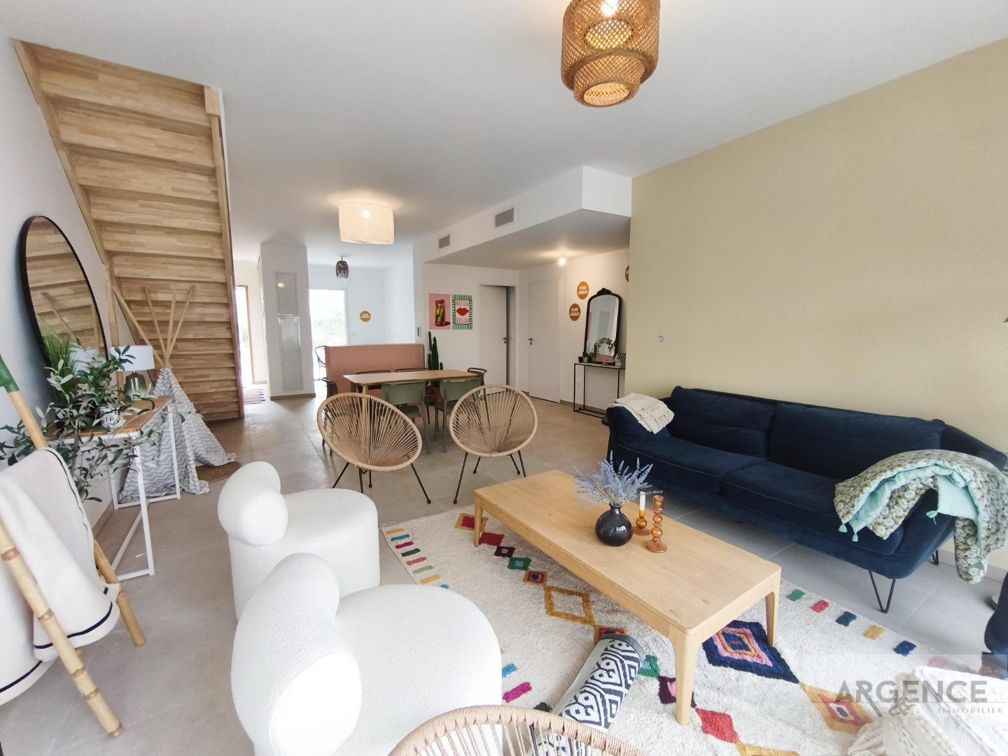 Villa de luxe à vendre dans le quartier Sablas-Mendrous O-Languedoc O