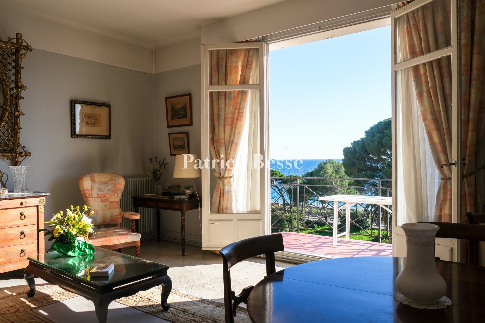 Traditional property for sale in Cannes