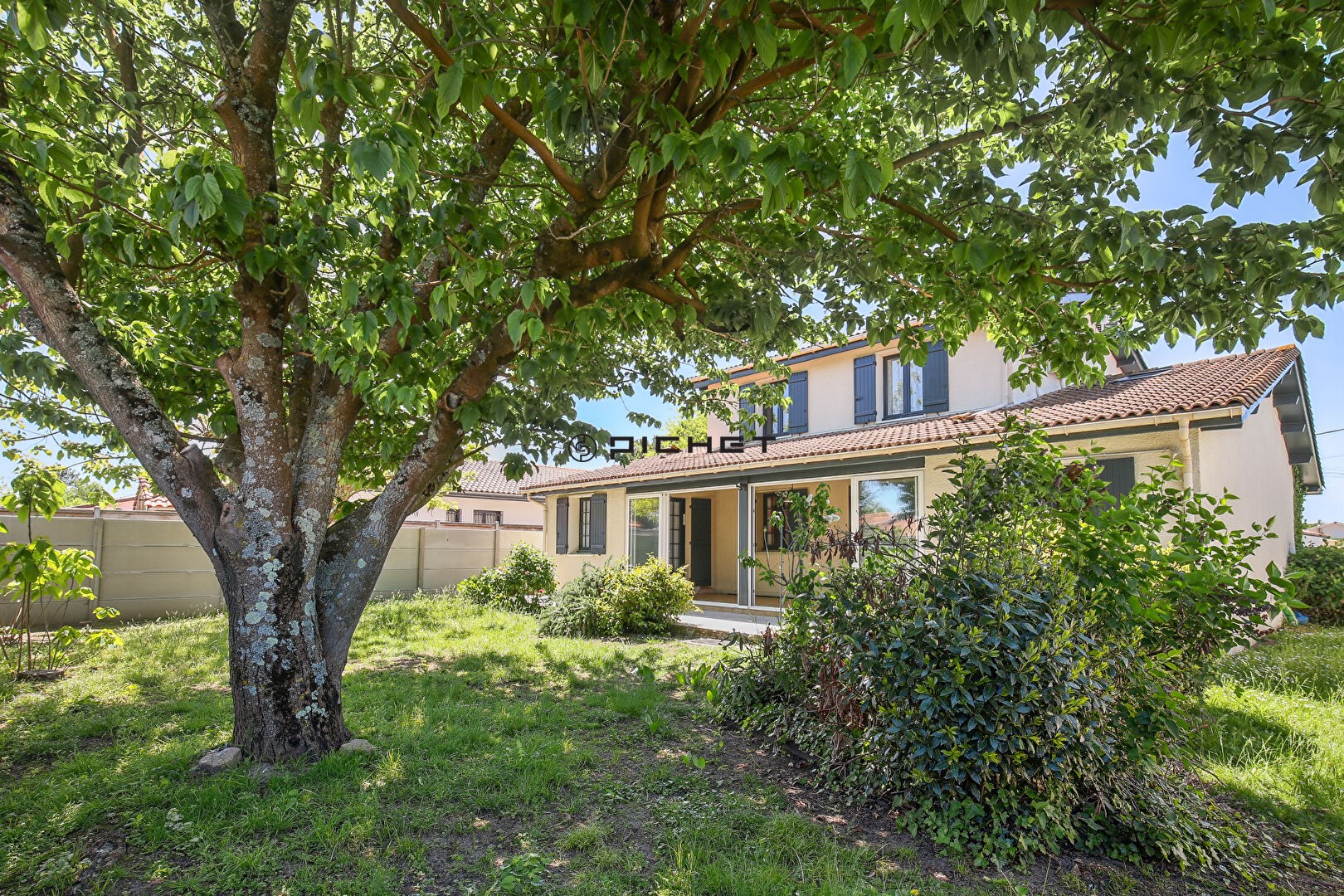 Maison de luxe à vendre dans le quartier Meyran