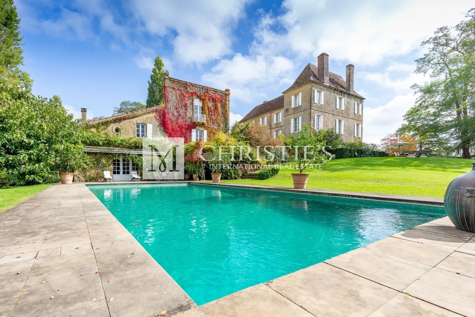Château à vendre à Aignan