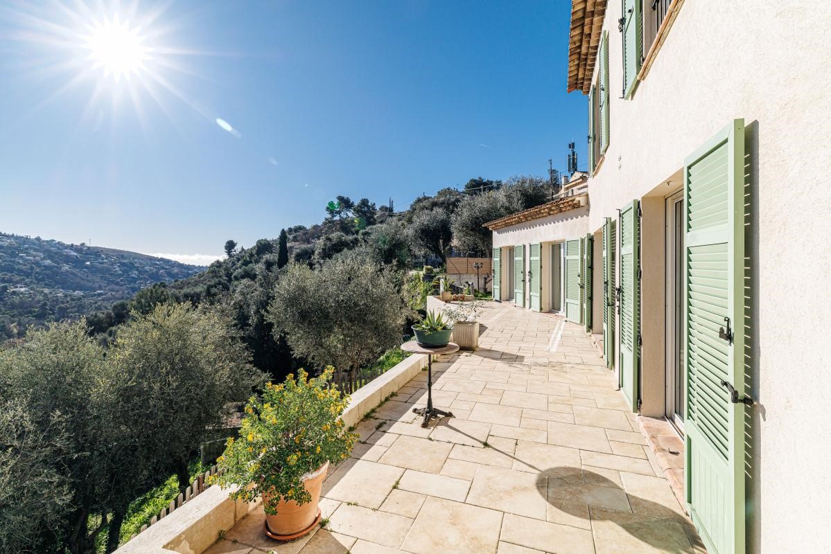 Luxe stadswoning te koop in Aspremont