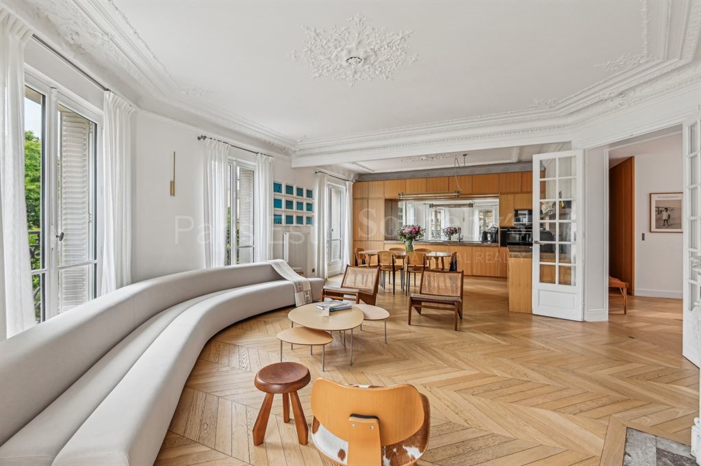 Luxury apartment for sale in Paris 16ème