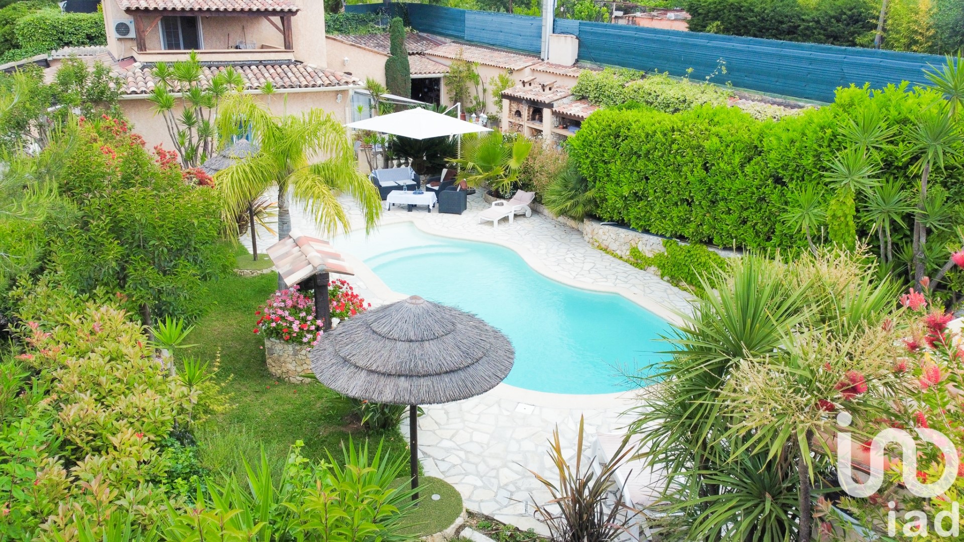 Maison traditionnelle à vendre dans le quartier Sud