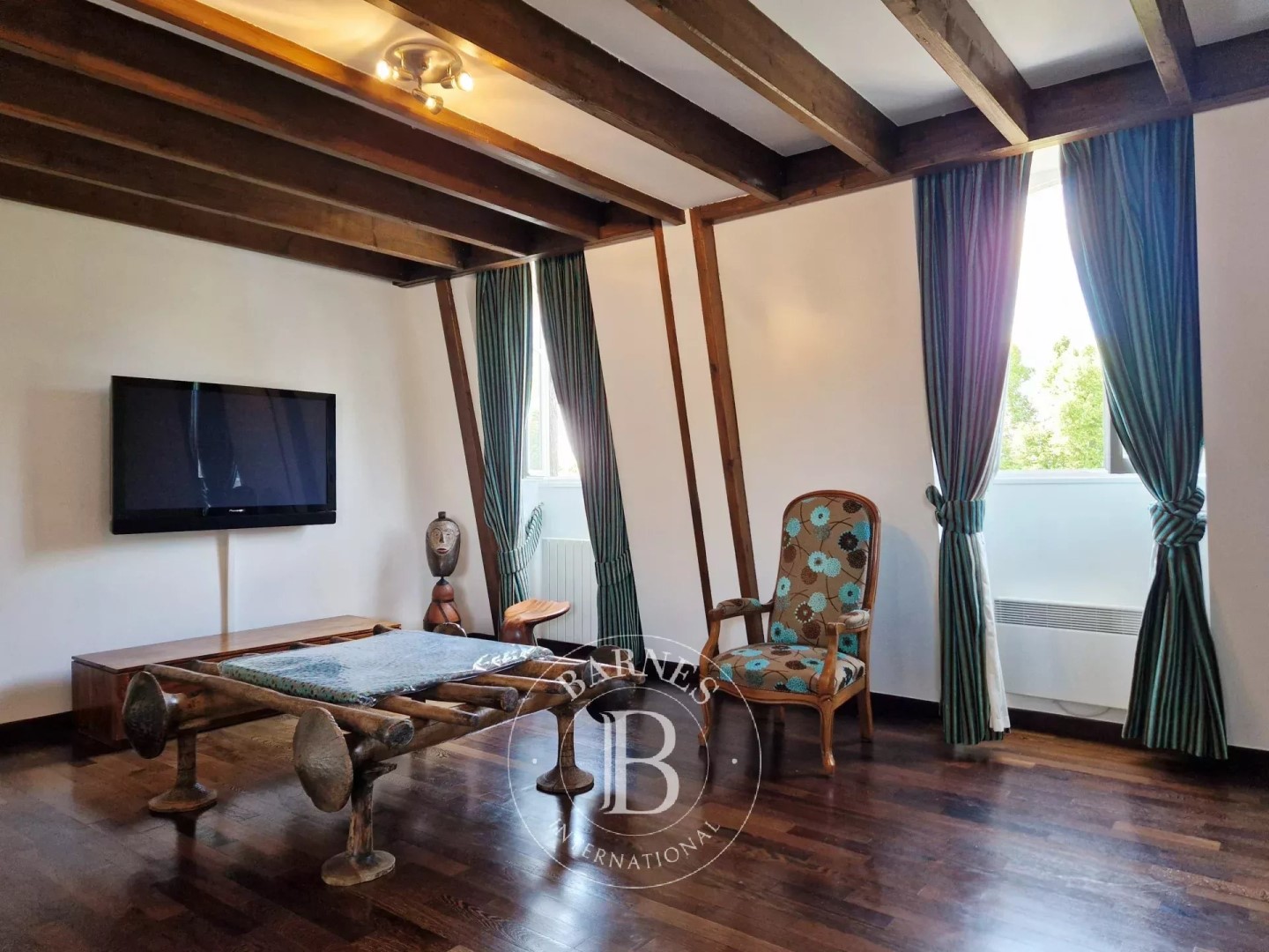 luxury duplex for sale in the district Le Haut de l'Isle-Adam