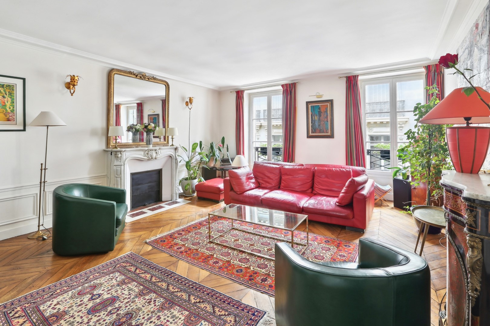 1 bedroom luxury Apartment for sale in 12 avenue Montaigne - 75008