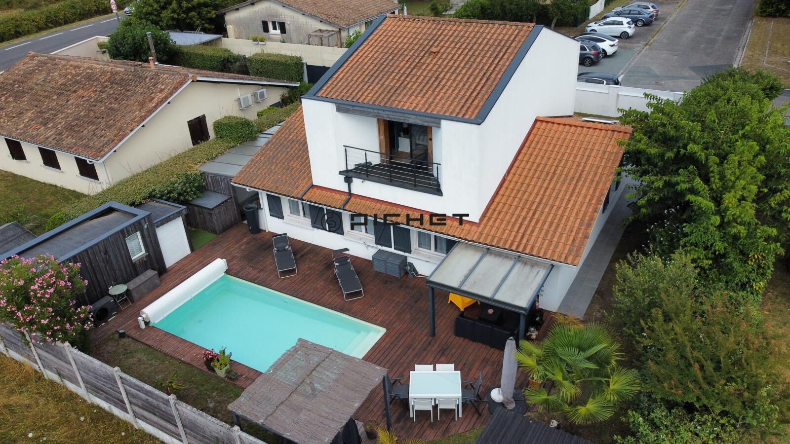 Maison de luxe à vendre dans le quartier Corbiac