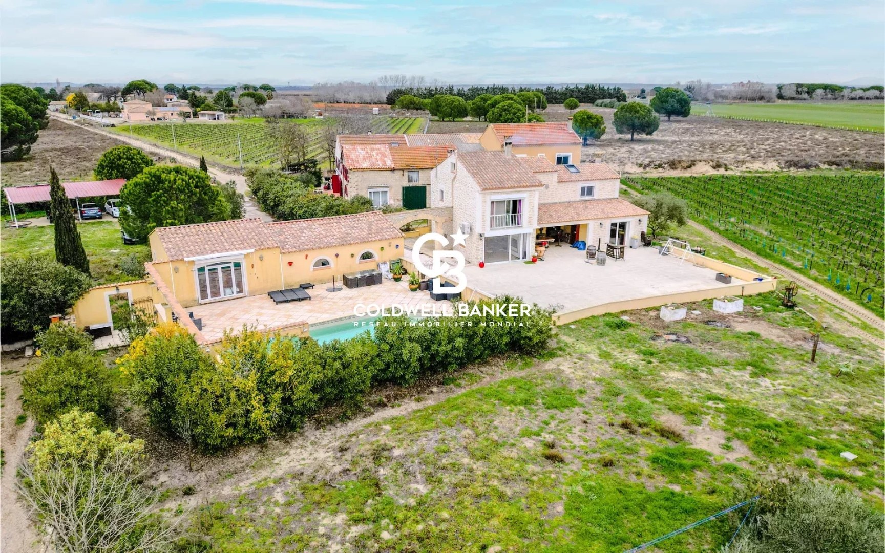 Maison de luxe à vendre dans le quartier Peripherie