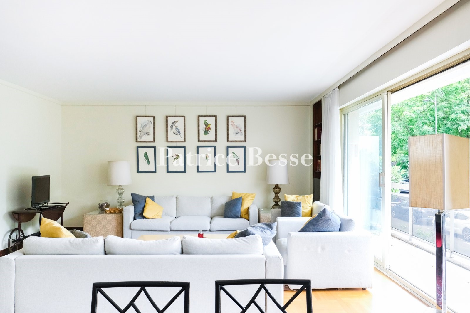 Luxury apartment for sale in the district Auteuil Sud